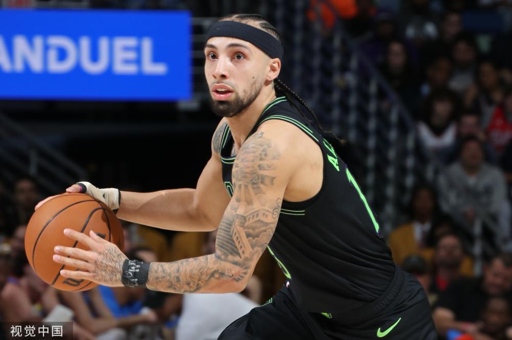 心球员之间 心球员之间